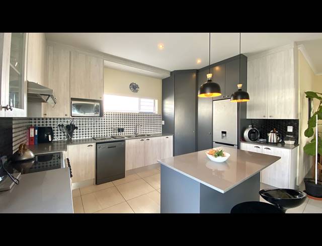 3 BEDROOM HOUSE FOR SALE IN ATLANTIC SANDS PRIVATE ESTATE